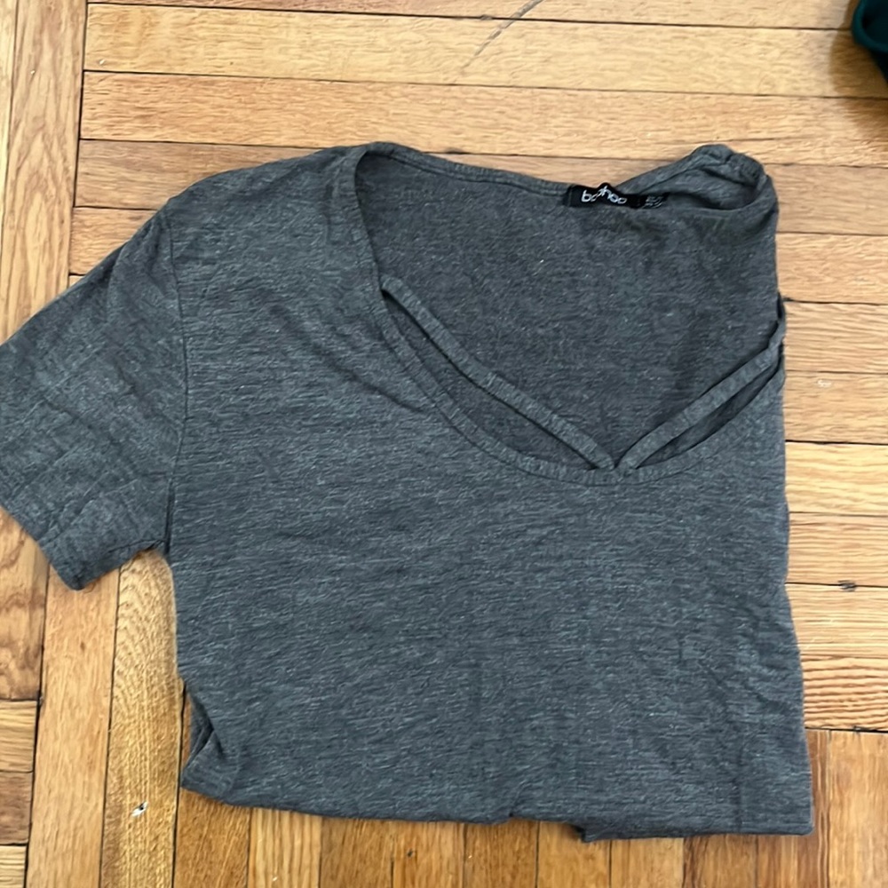 Gray t-shirt size 4 (both small & medium fits)